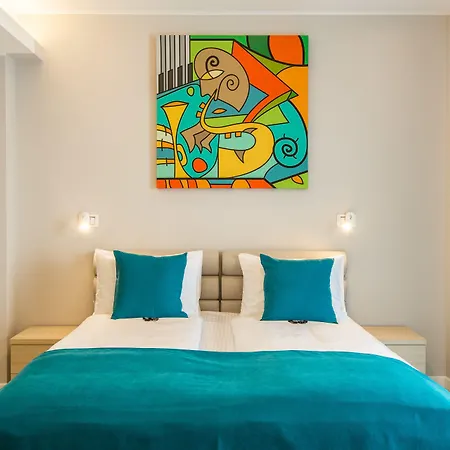 Apartmanhotel Mava 4*