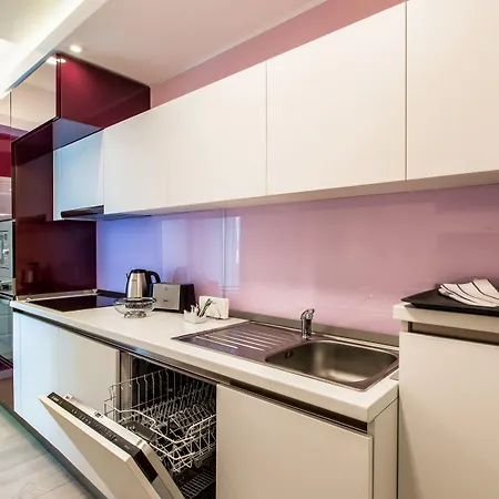 Mava Apartmanhotel 4*