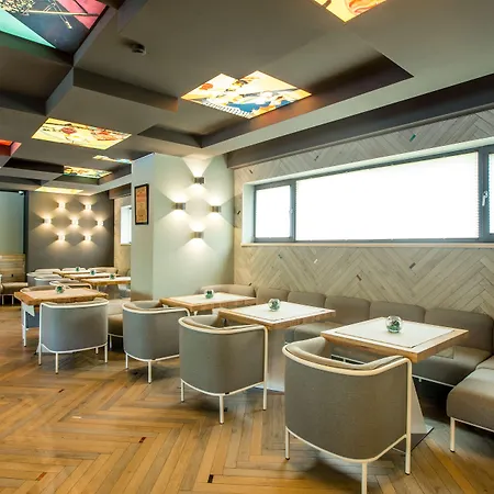 Mava Apartmanhotel 4*