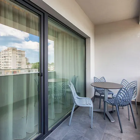 Mava Apartmanhotel 4*