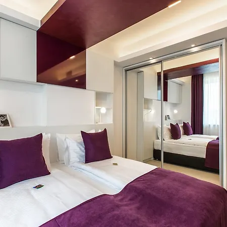 Aparthotel Mava 4*